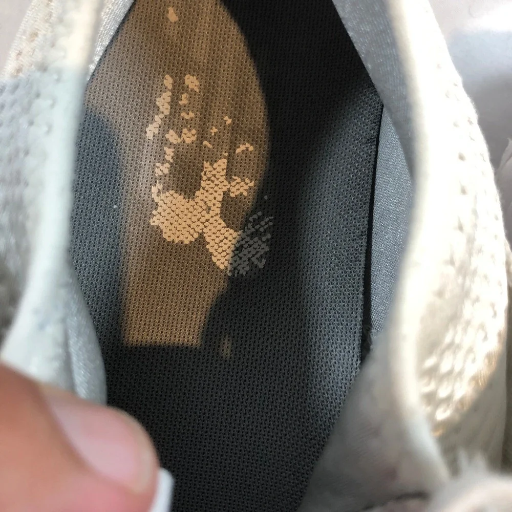 New Balance please note